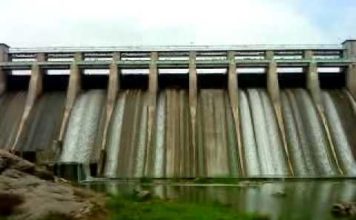நிரம்பி வழியும் சாத்தனூர் அணை: குவியும் சுற்றுலாப் பயணிகள்